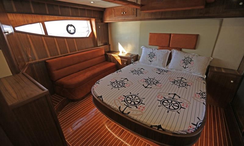 Yacht Gallery