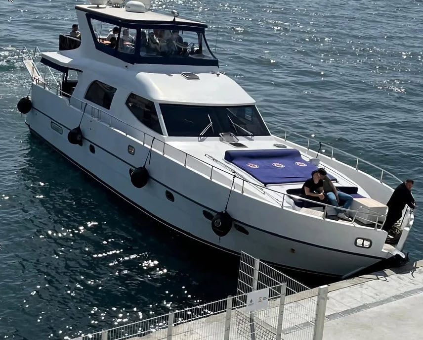 Yacht Gallery