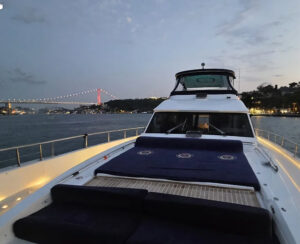 Yacht Thumbnail