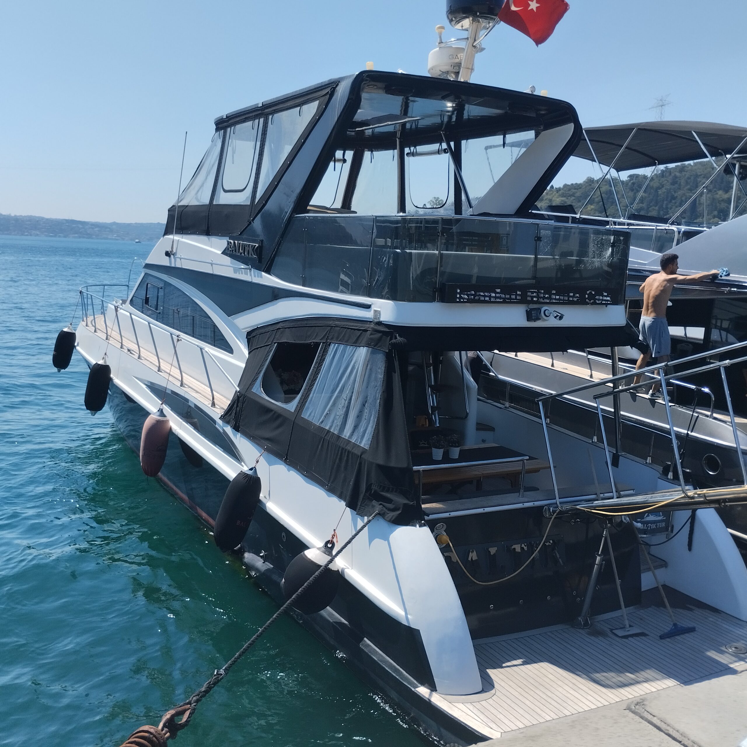 Yacht Gallery