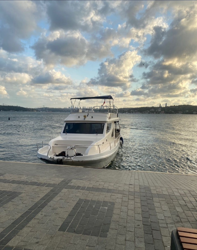 Yacht Gallery