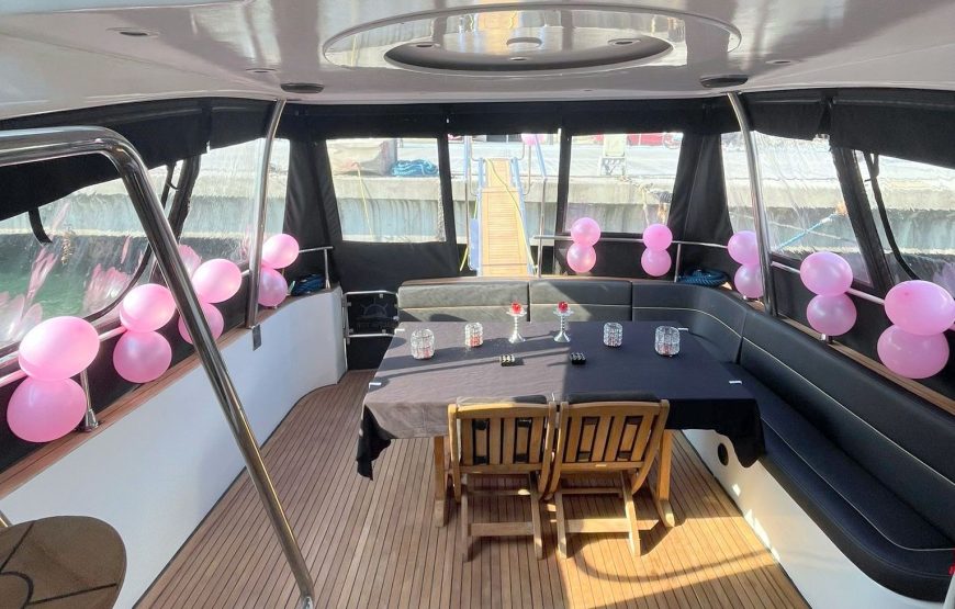 Yacht Gallery