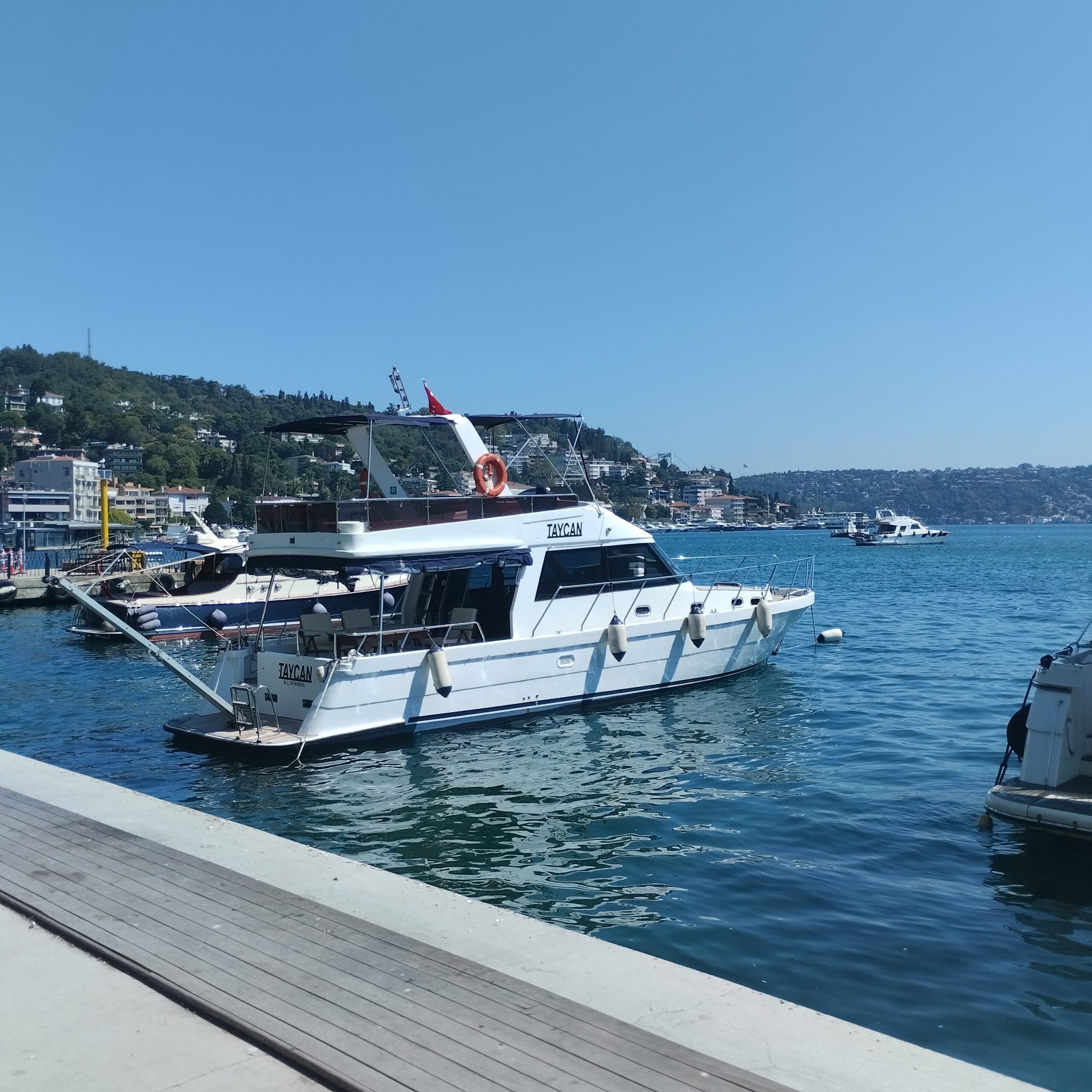 Yacht Gallery