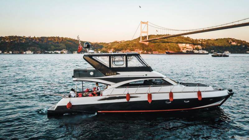 Yacht Gallery