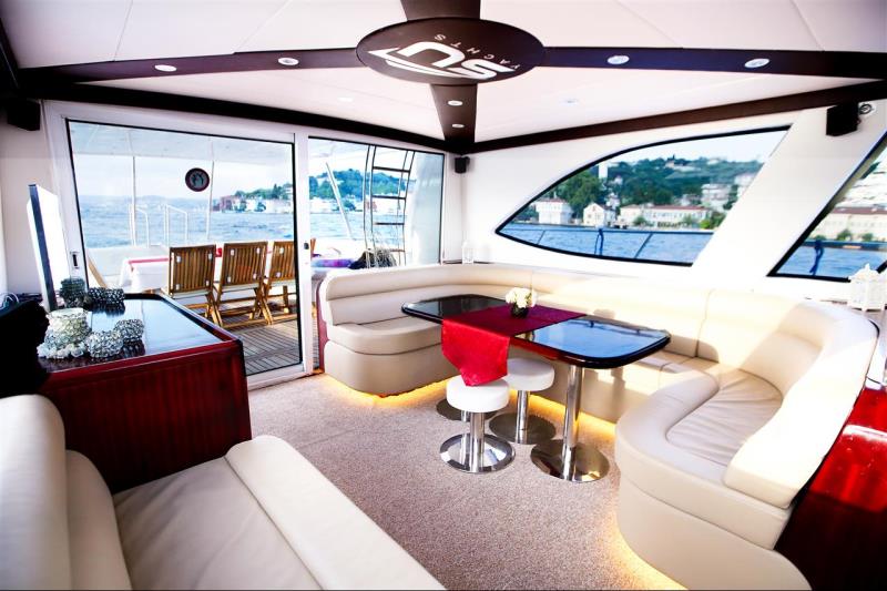 Yacht Gallery