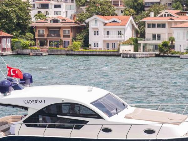 Yacht Gallery