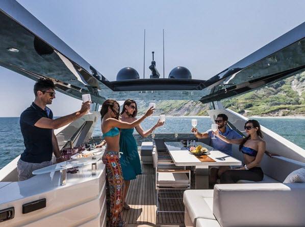 Yacht Gallery