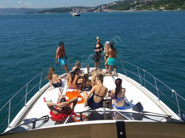 Yacht Gallery