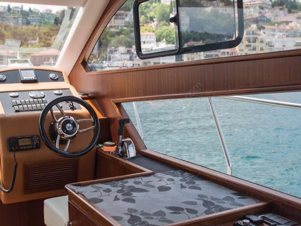 Yacht Gallery