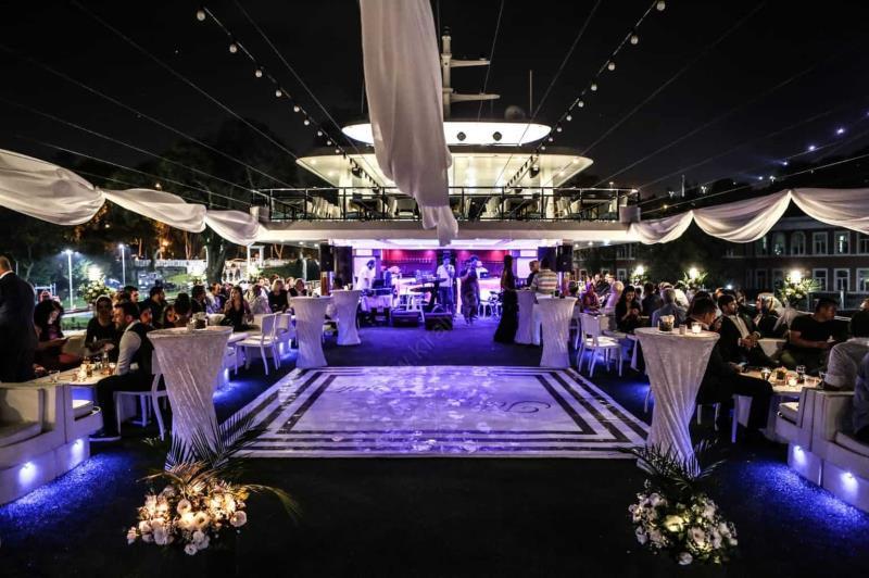 Yacht Gallery