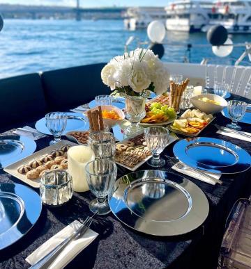Yacht Gallery