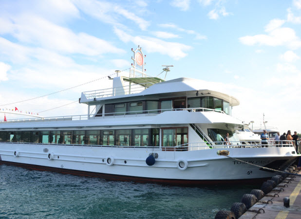 Yacht Gallery