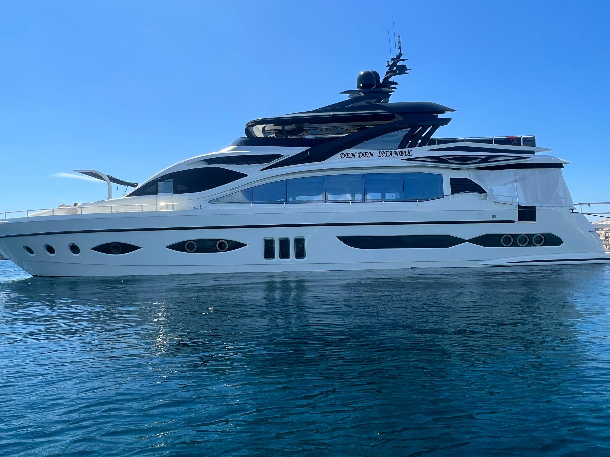 Yacht Gallery