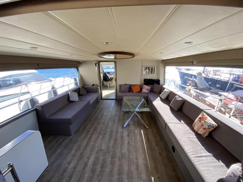 Yacht Gallery