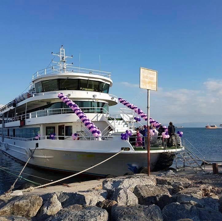 Yacht Gallery