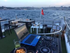 Yacht Thumbnail