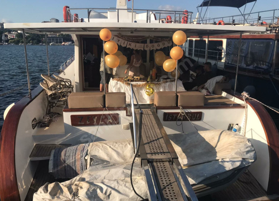 Yacht Gallery
