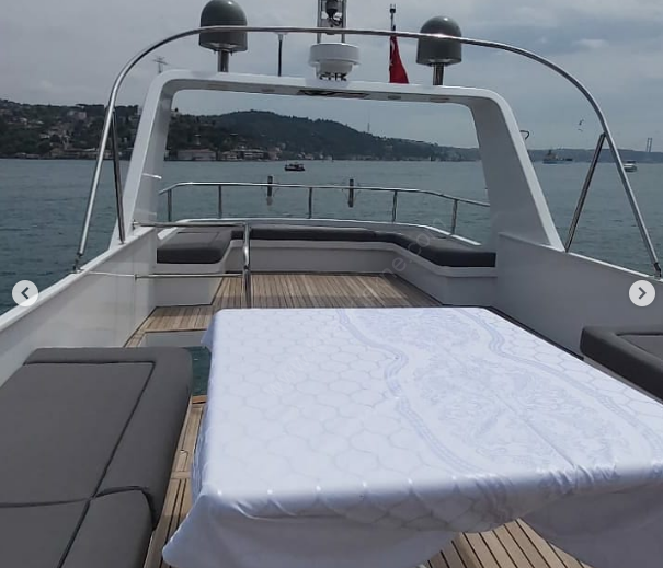 Yacht Gallery