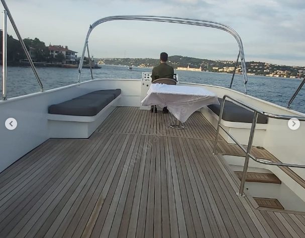 Yacht Gallery