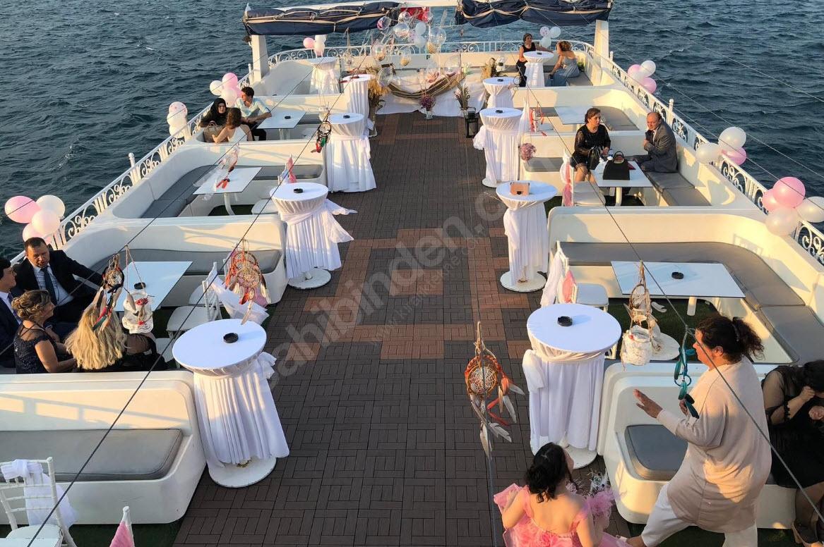 Yacht Gallery