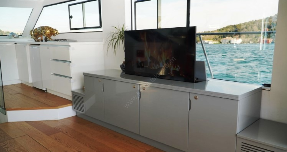 Yacht Gallery