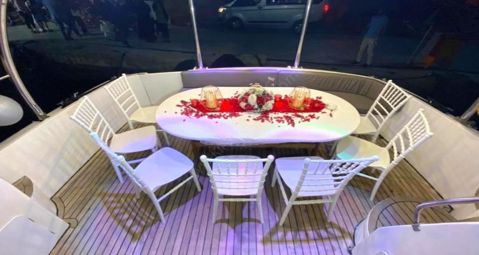 Yacht Gallery