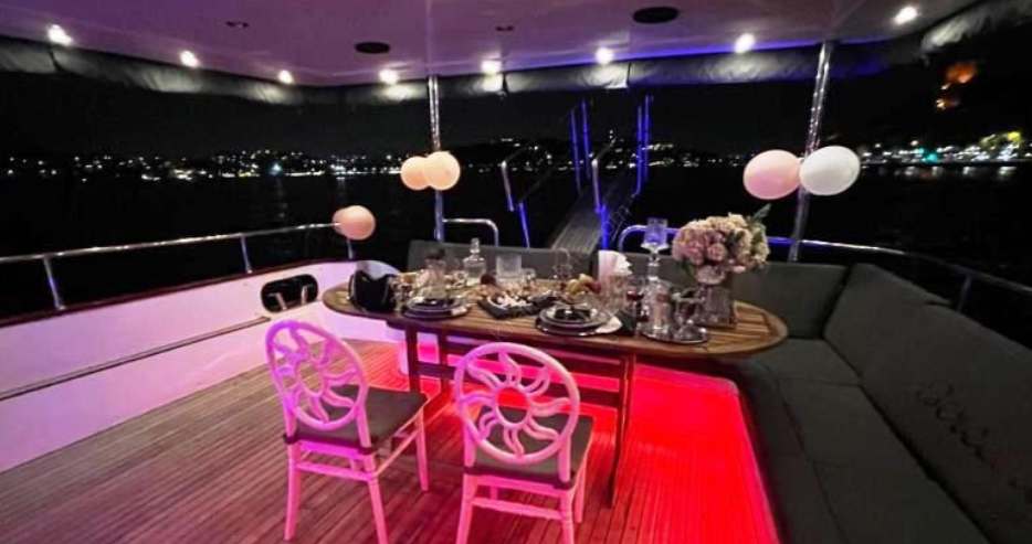 Yacht Gallery