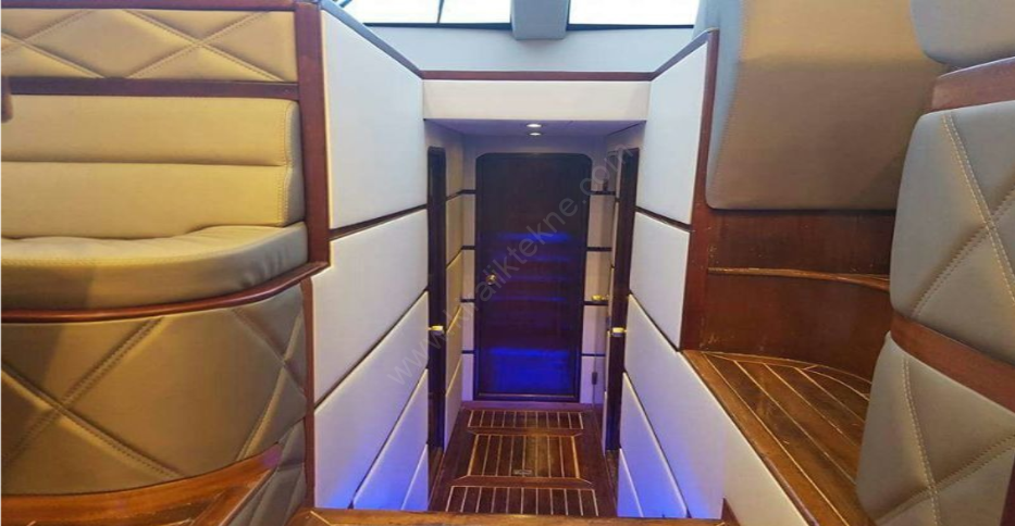 Yacht Gallery