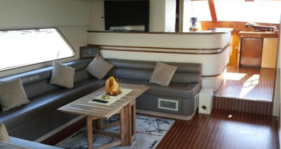Yacht Gallery