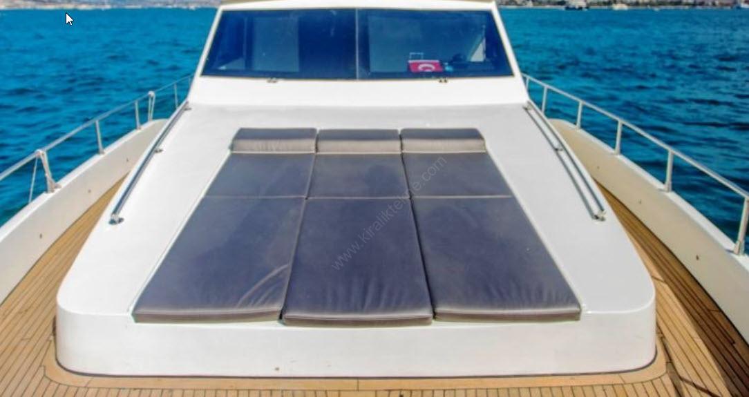 Yacht Gallery
