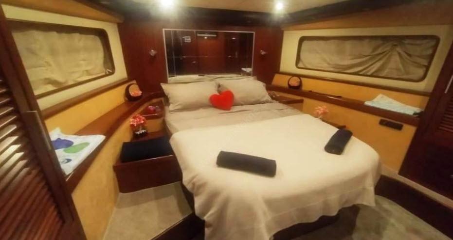 Yacht Gallery