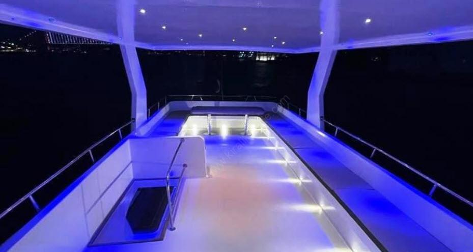 Yacht Gallery