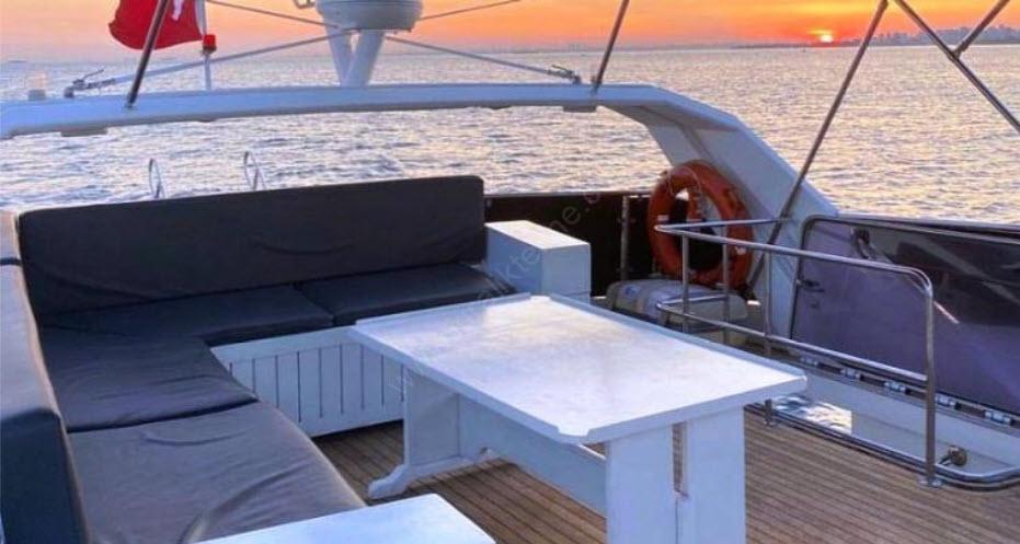 Yacht Gallery