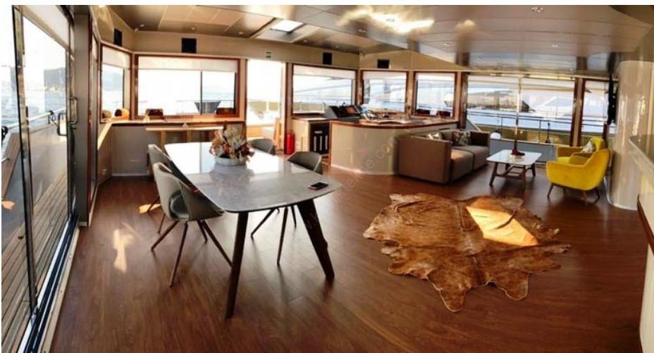 Yacht Gallery