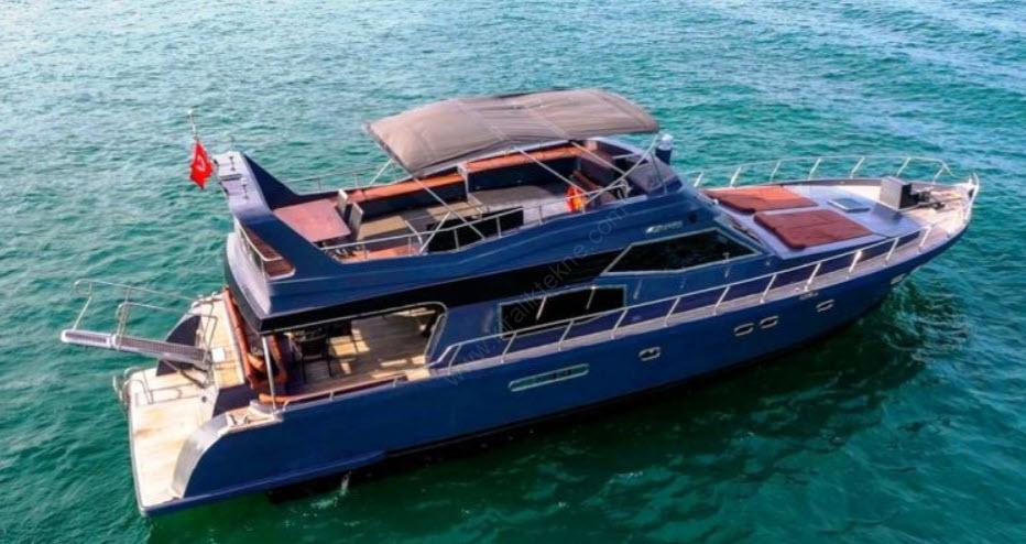 Yacht Gallery