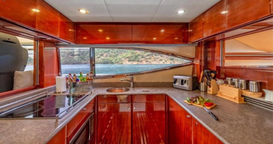 Yacht Gallery