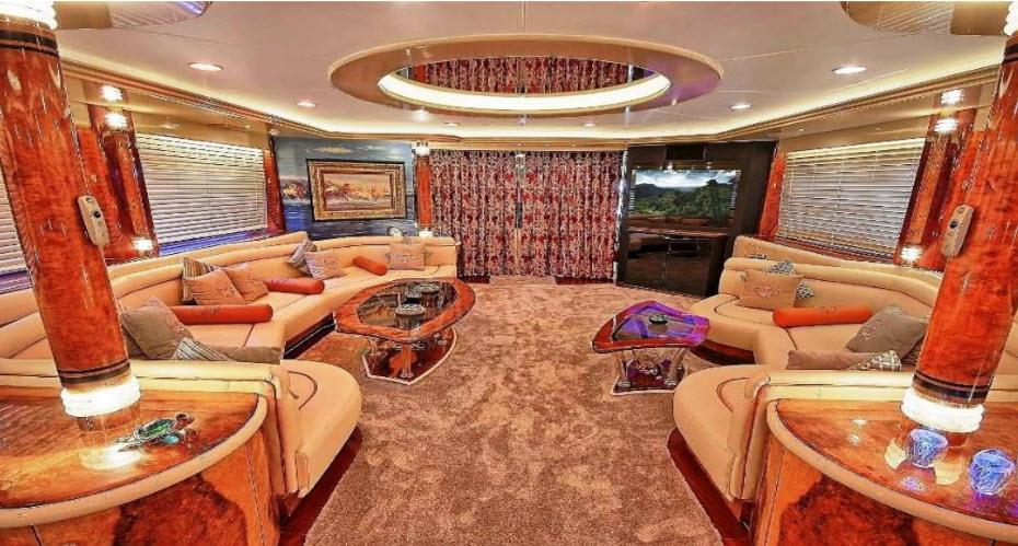 Yacht Gallery