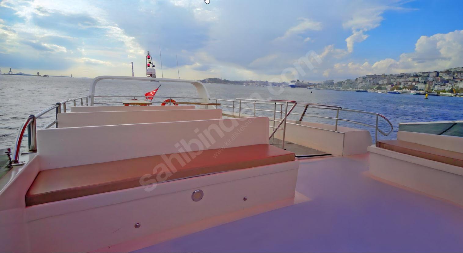 Yacht Gallery