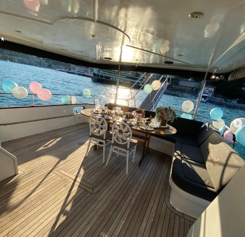 Yacht Gallery