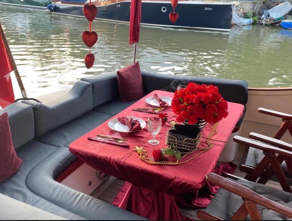 Yacht Gallery