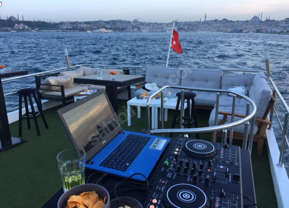 Yacht Gallery