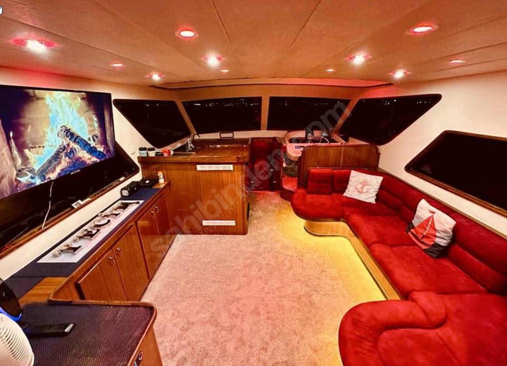 Yacht Gallery