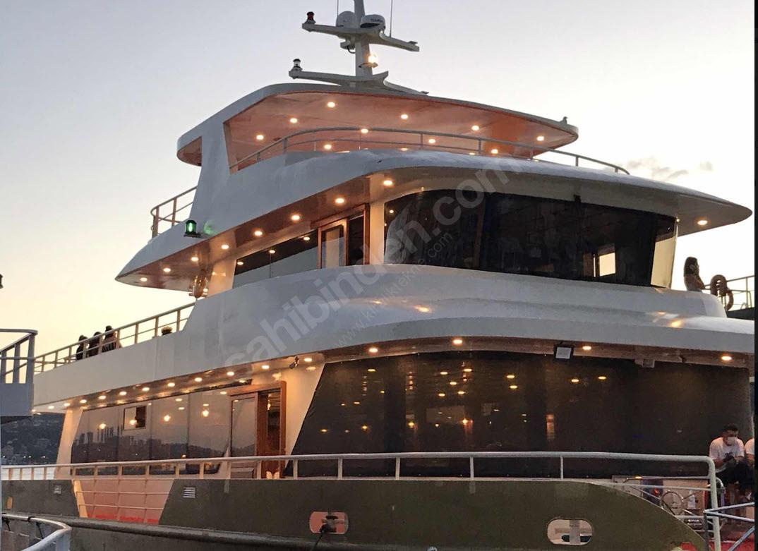 Yacht Gallery