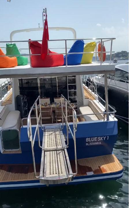 Yacht Gallery