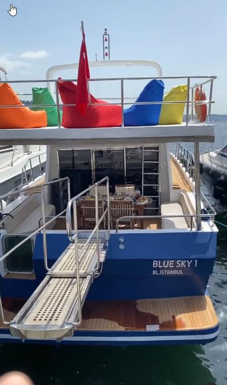 Yacht Gallery