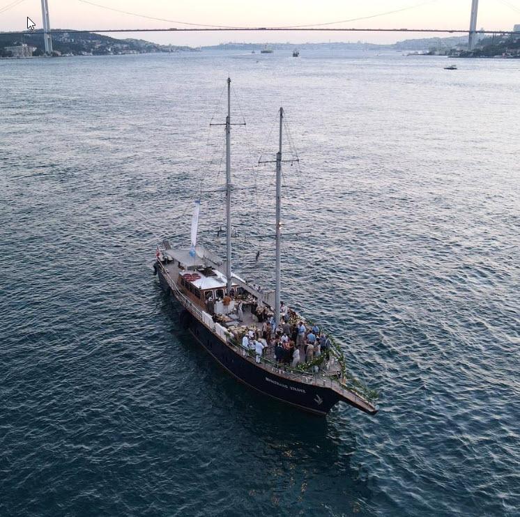 Yacht Gallery
