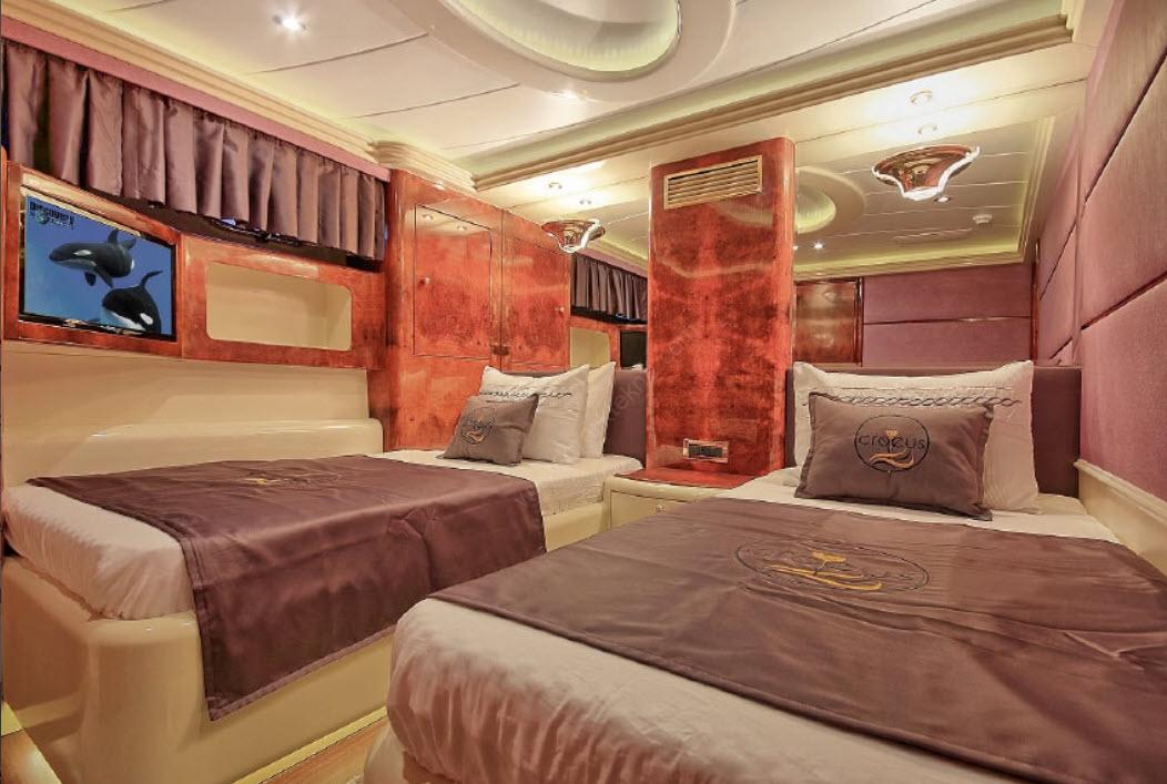Yacht Gallery