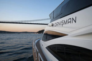 Yacht Thumbnail