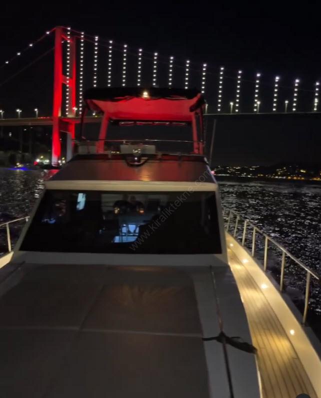Yacht Gallery