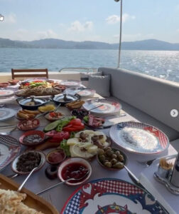 Yacht Thumbnail